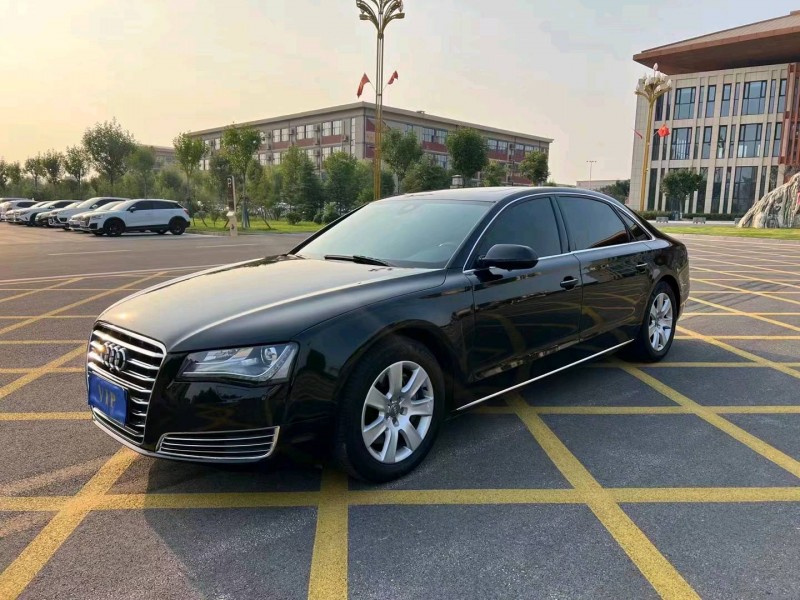 枣庄14年奥迪A8L3