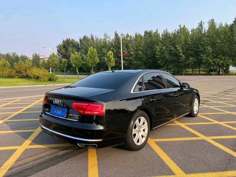 枣庄14年奥迪A8L7