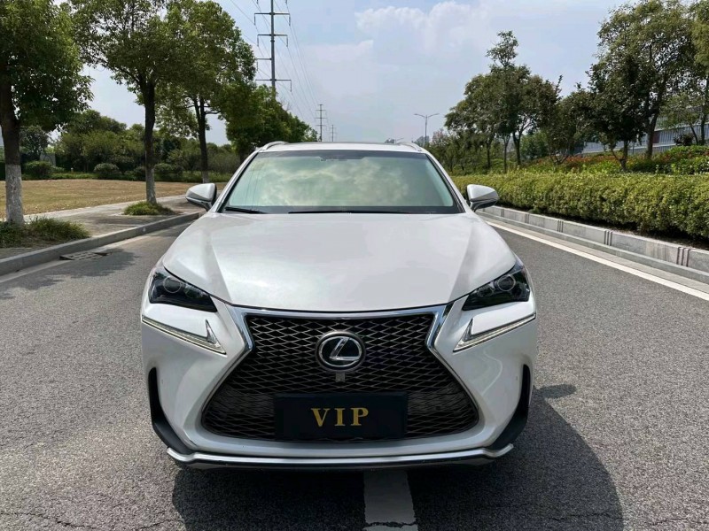盐城16年雷克萨斯NX1