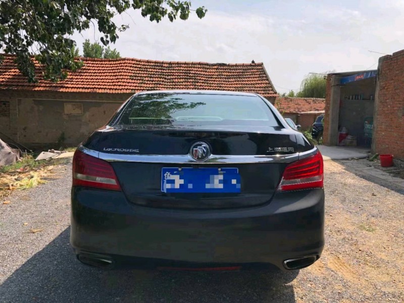 东营15年别克君越9