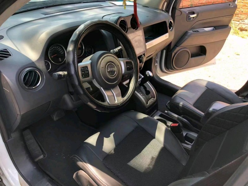 枣庄17年Jeep指南者6