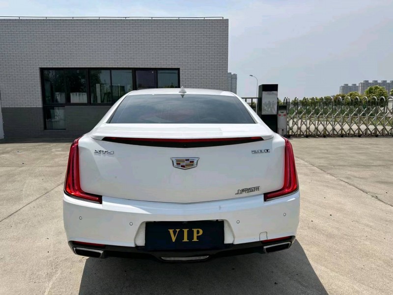盐城19年凯迪拉克XTS9