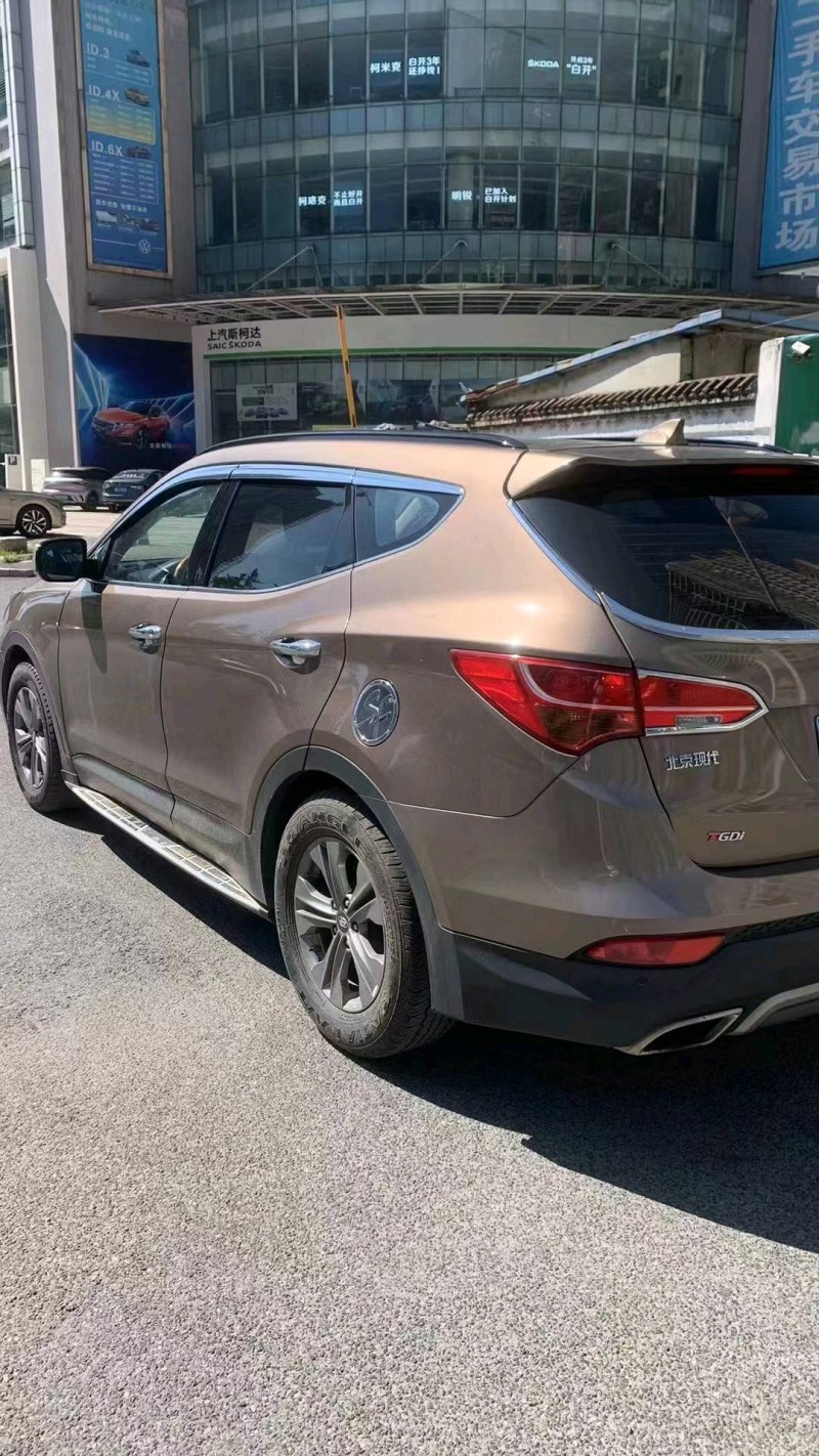 邯郸16年现代新胜达9