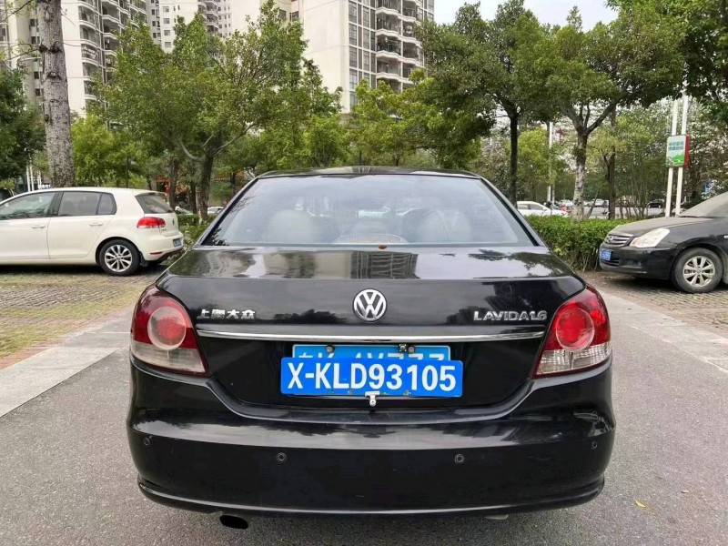 珠海11年大众朗逸2