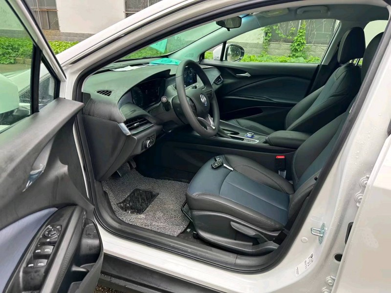 盐城23年别克微蓝5