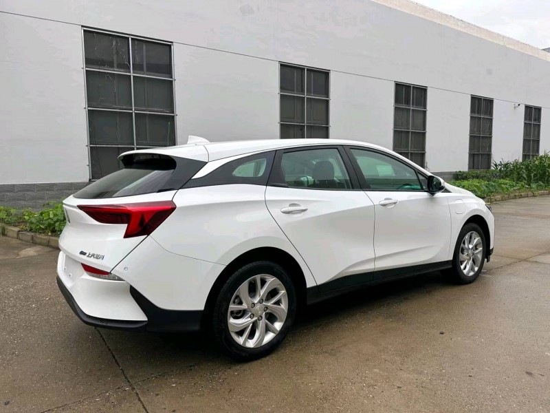 盐城23年别克微蓝7