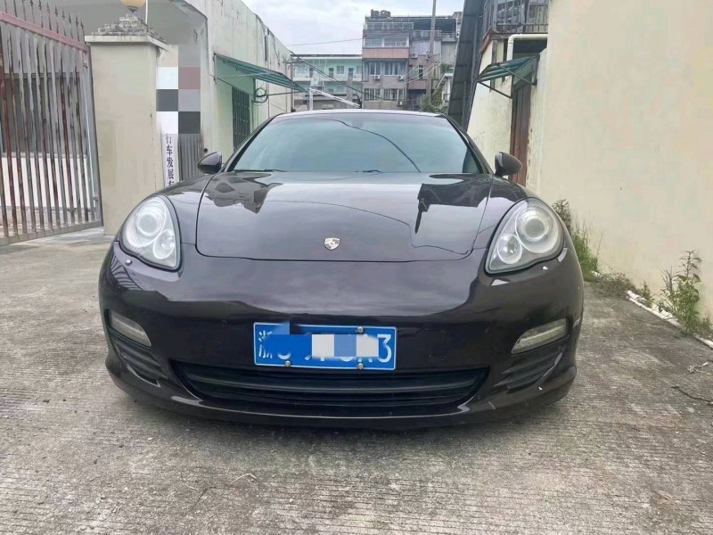 嘉兴12年保时捷帕拉梅拉1
