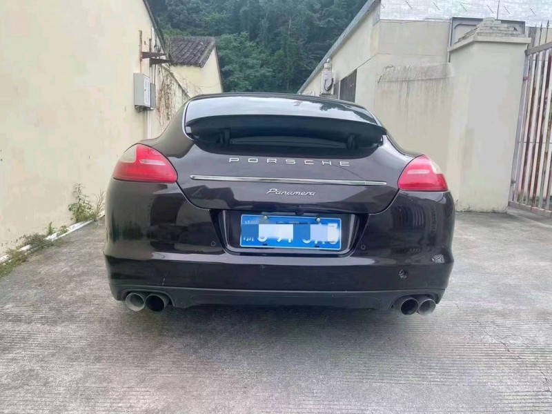 嘉兴12年保时捷帕拉梅拉7