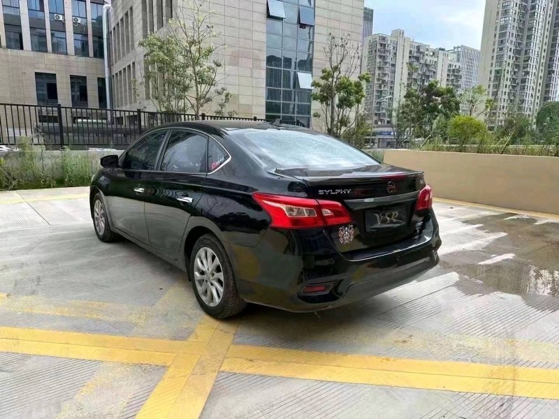 臺州17年日產軒逸4