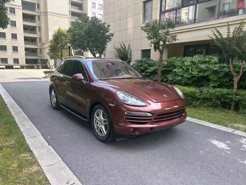 臺州13年保時捷卡宴2