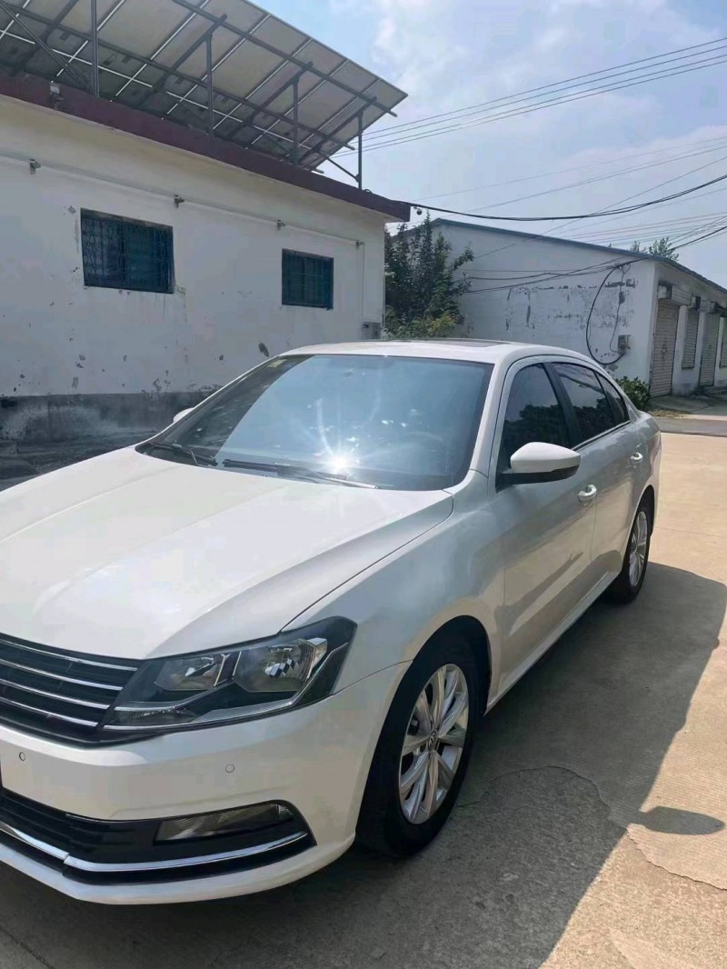 济南17年大众朗逸2