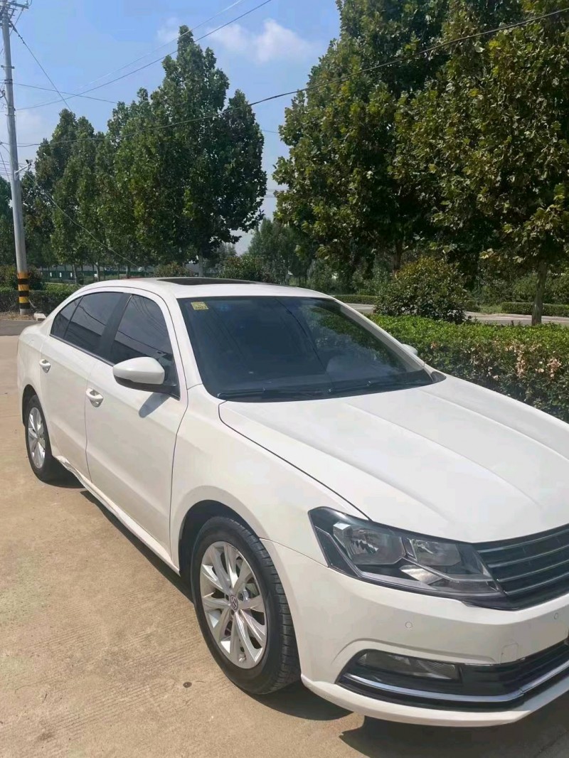 济南17年大众朗逸3