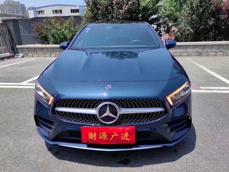 淄博19年奔驰A1