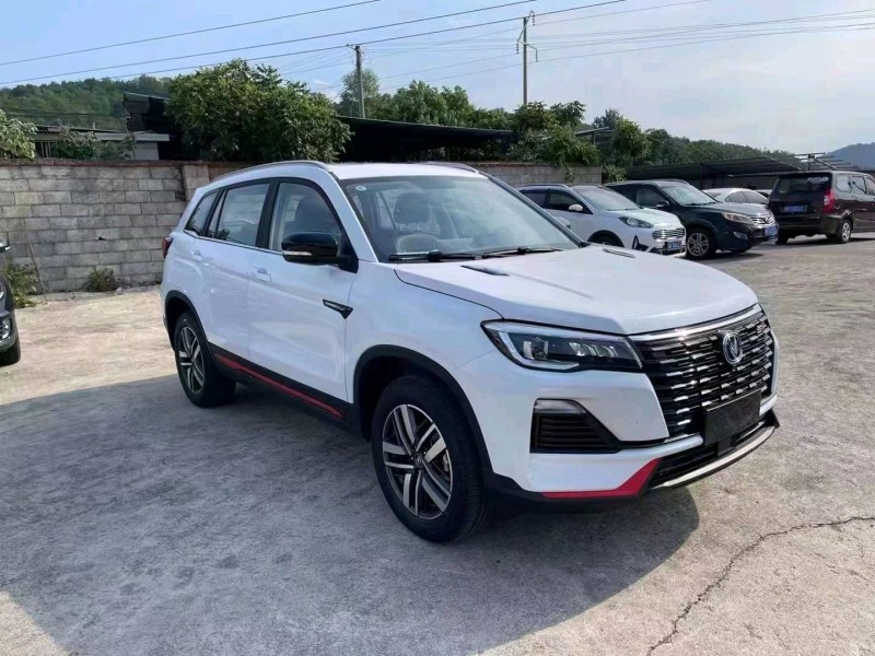 东营23年长安汽车CS757