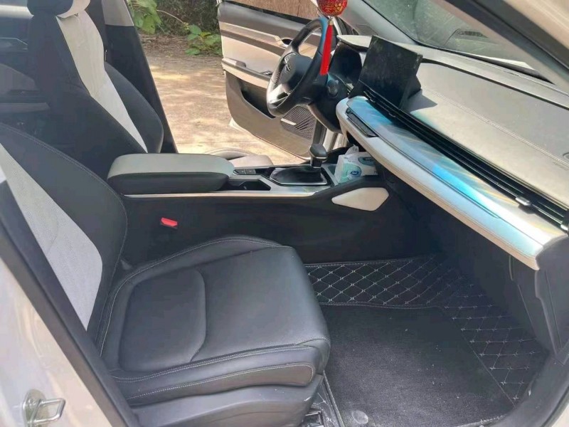 邯郸22年吉利帝豪4