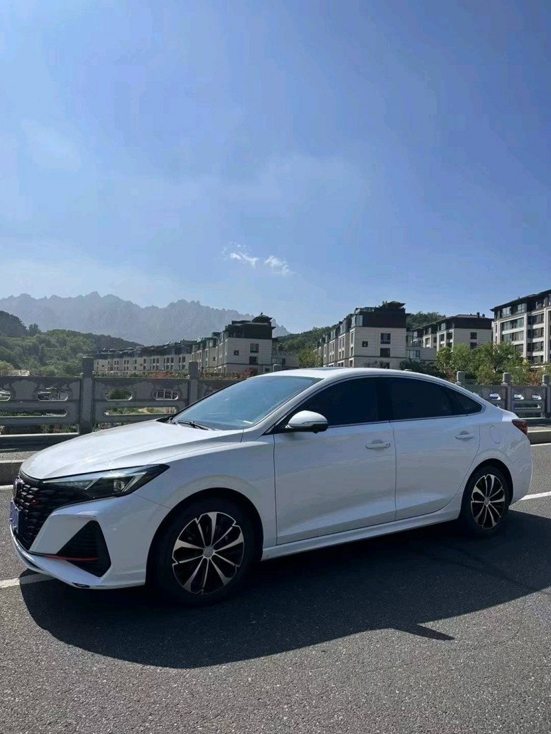 枣庄22年长安汽车逸动3