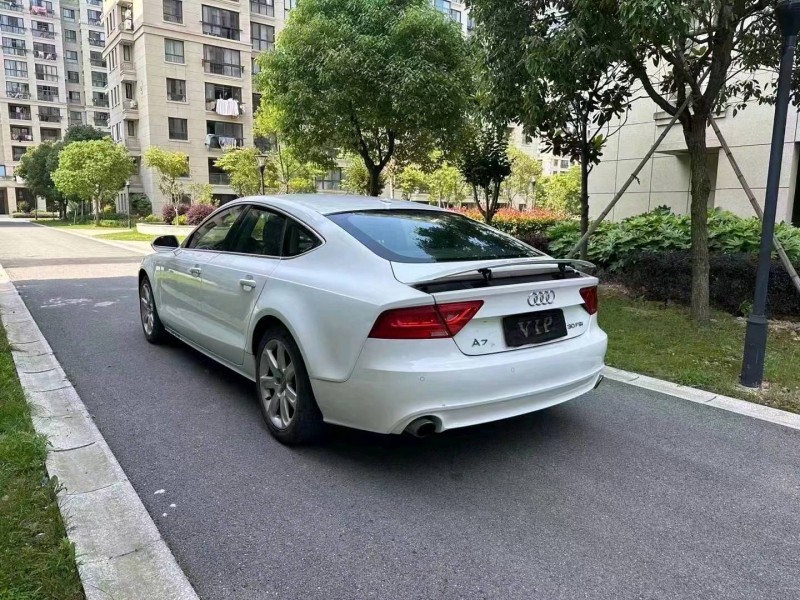 湖州14年奥迪A7L4