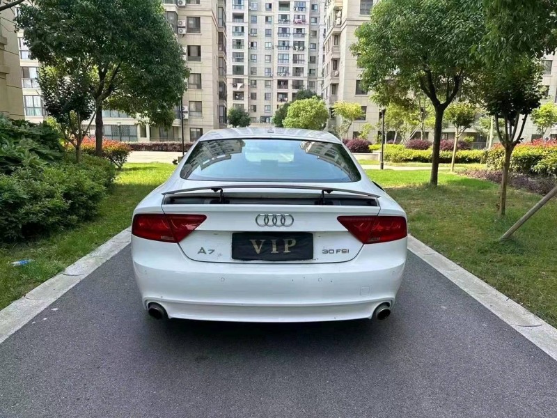 湖州14年奥迪A7L9