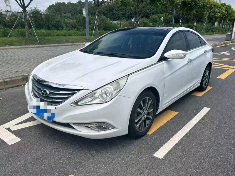 广州13年现代索纳塔八6