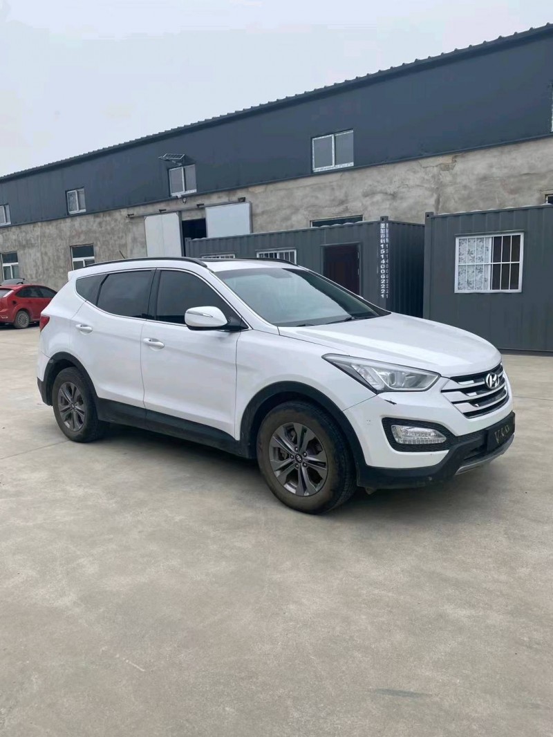 沈阳15年现代全新胜达2