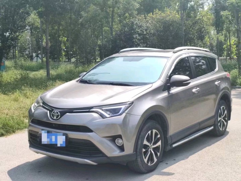 东营18年丰田RAV4荣放3