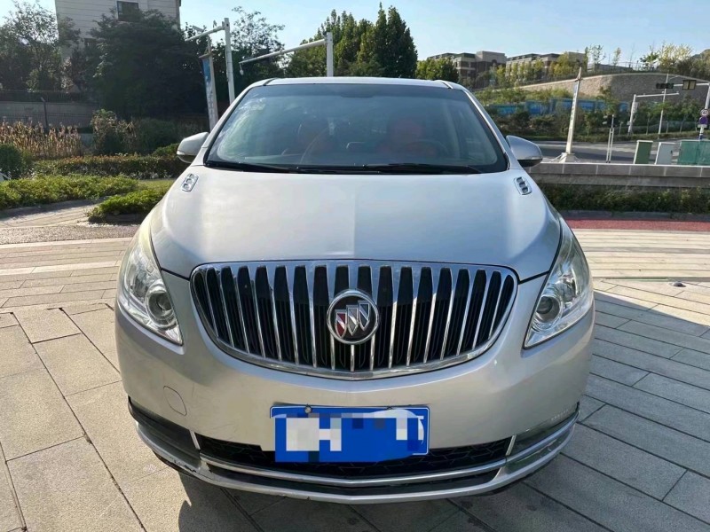 枣庄11年别克GL81