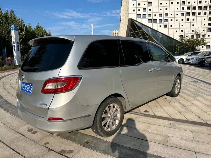 枣庄11年别克GL86