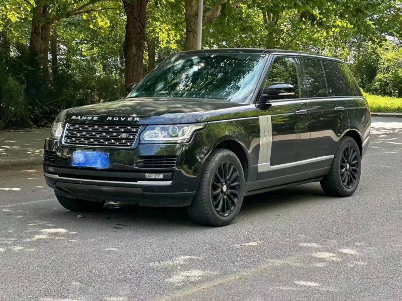 淄博17年路虎揽胜行政3