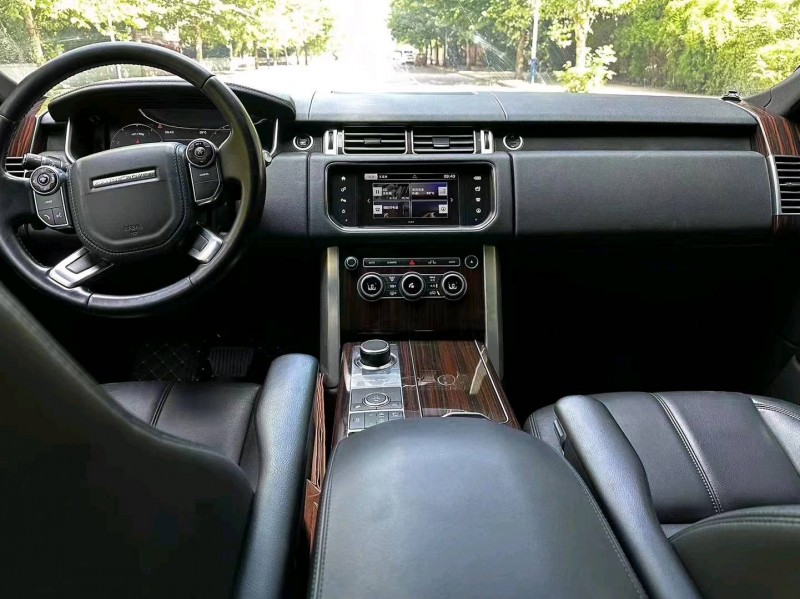 淄博17年路虎揽胜行政6