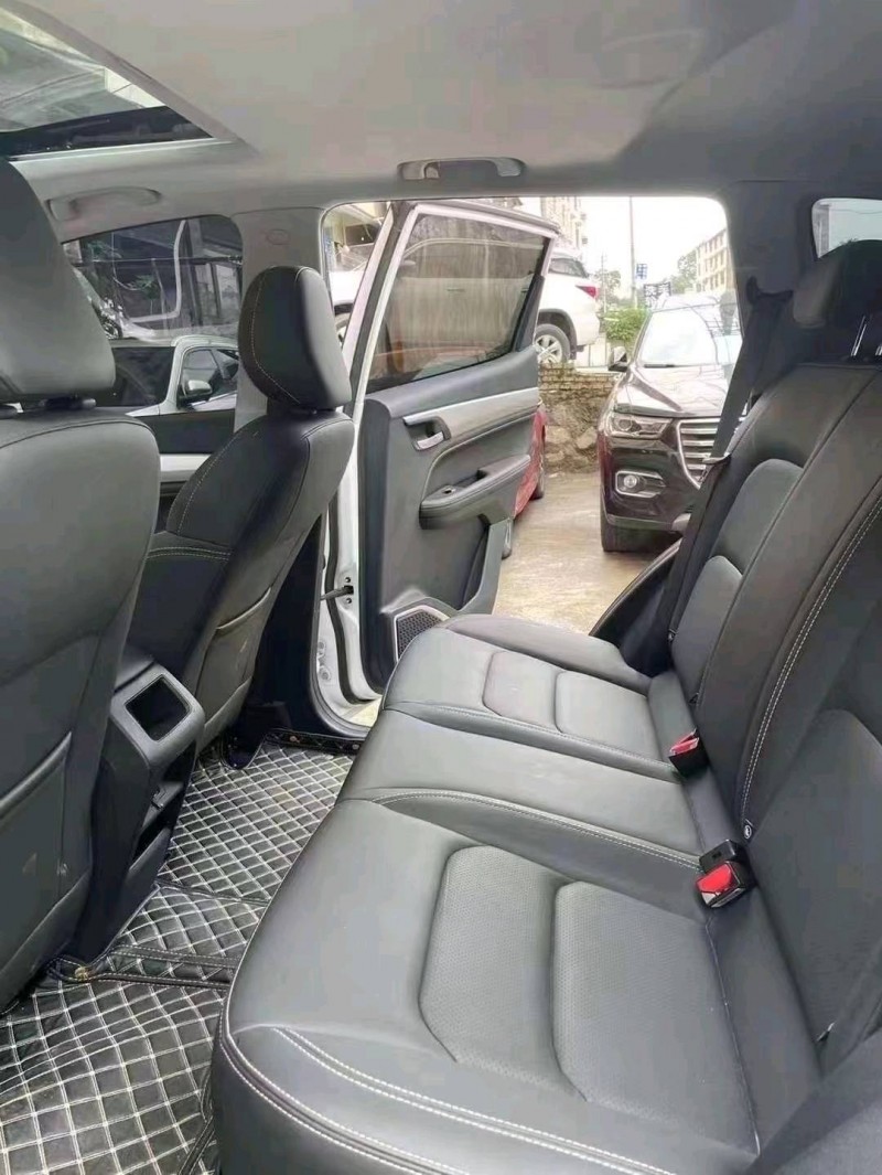 邯郸21年吉利远景X63