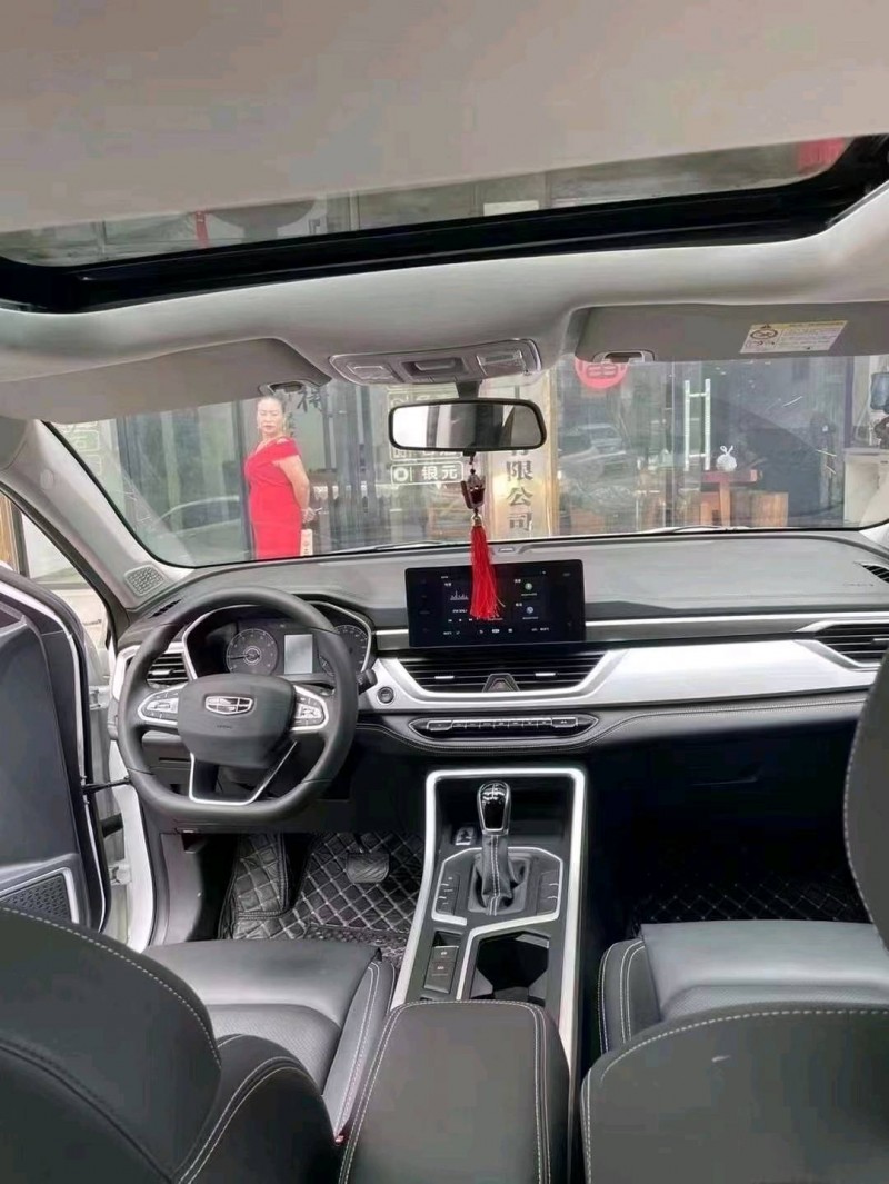 邯郸21年吉利远景X64