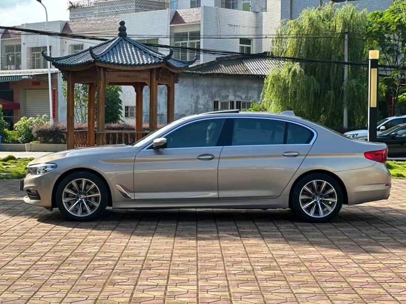 汕头18年宝马5系7