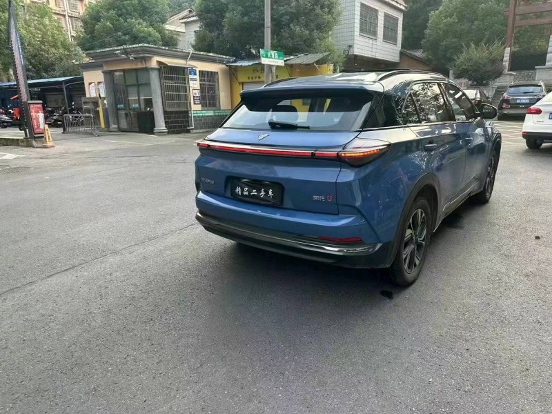 衡陽23年哪吒U7