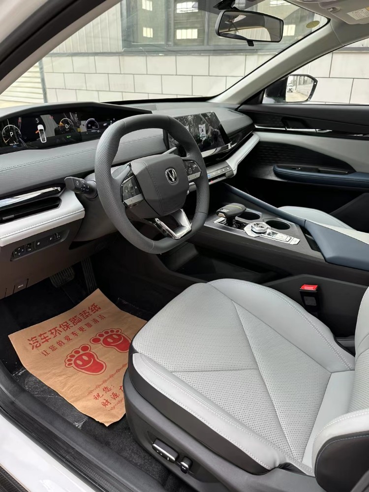 宿迁23年长安汽车UNI-V4