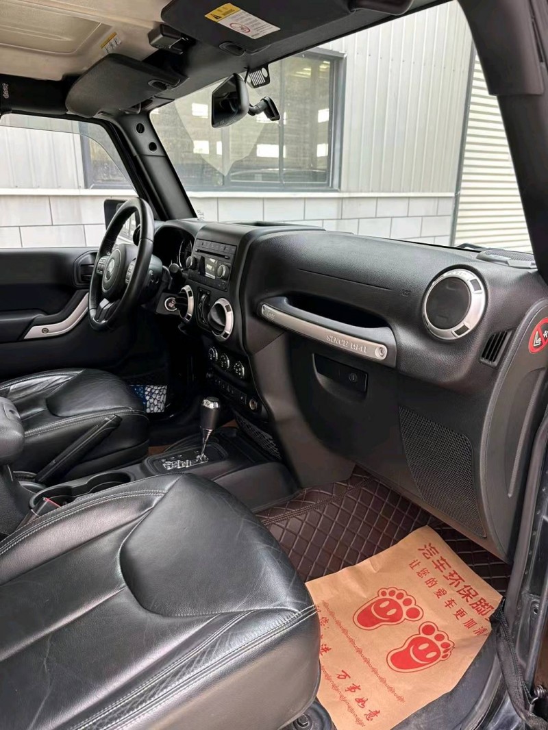 宿迁16年Jeep牧马人5