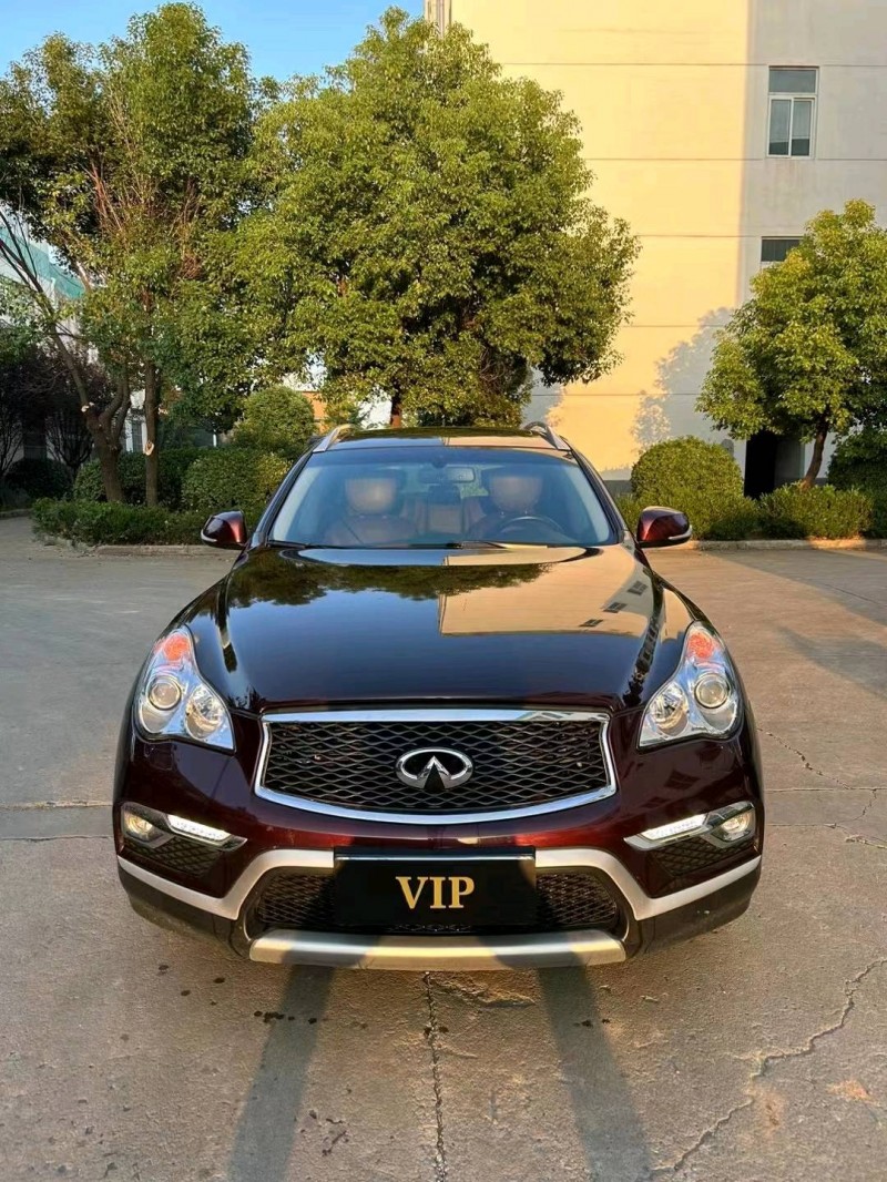 宿迁15年英菲尼迪QX501