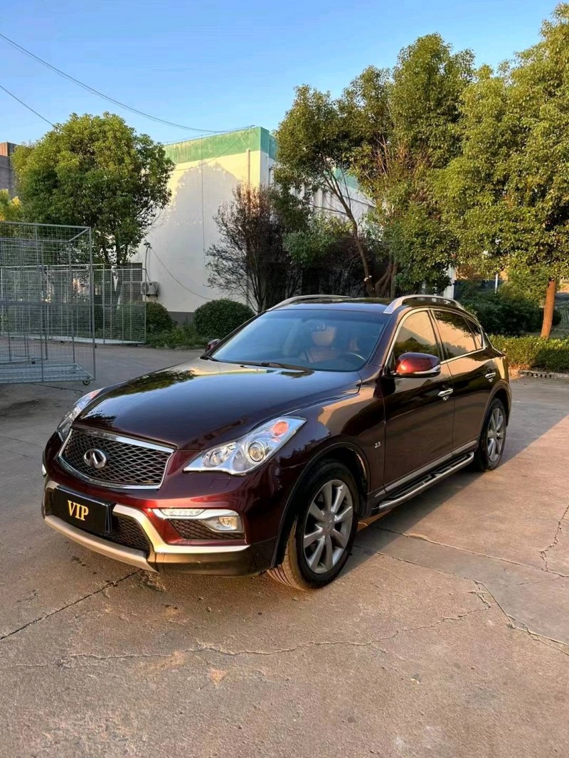 宿迁15年英菲尼迪QX502