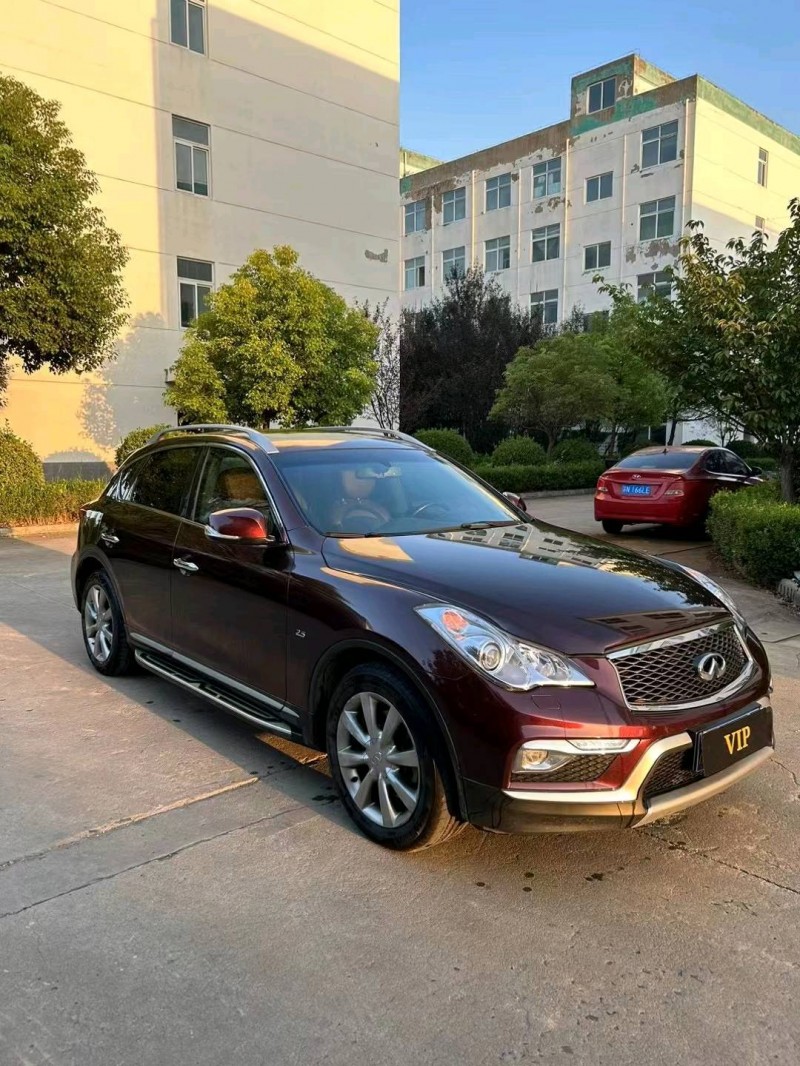 宿迁15年英菲尼迪QX503