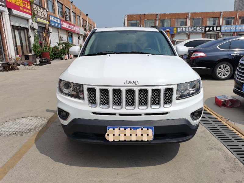 濱州14年Jeep指南者1