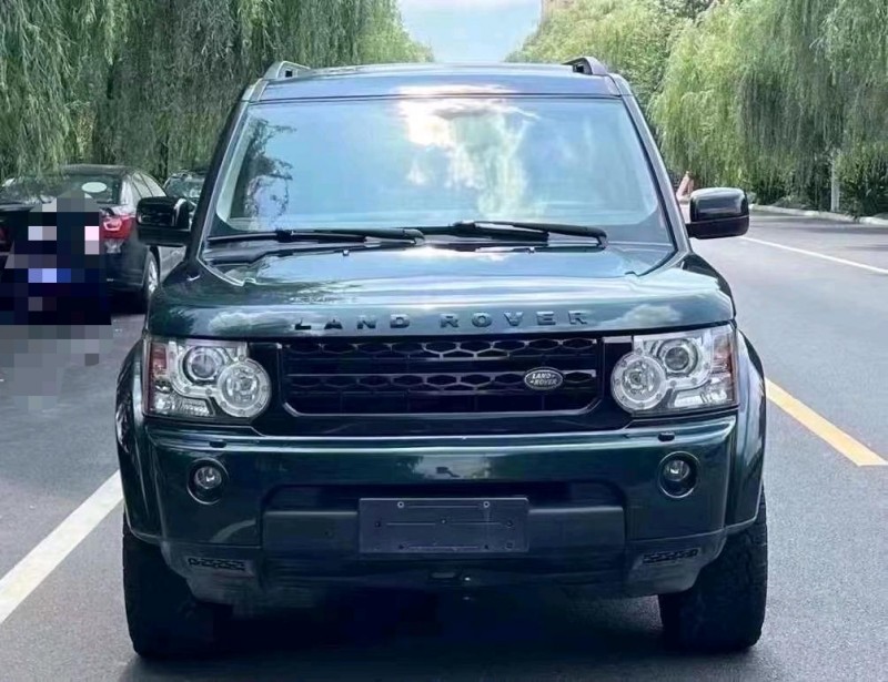 青岛14年路虎发现1