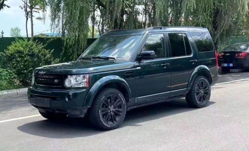 青岛14年路虎发现3