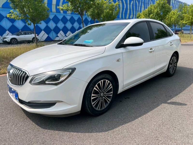 淄博17年别克英朗2