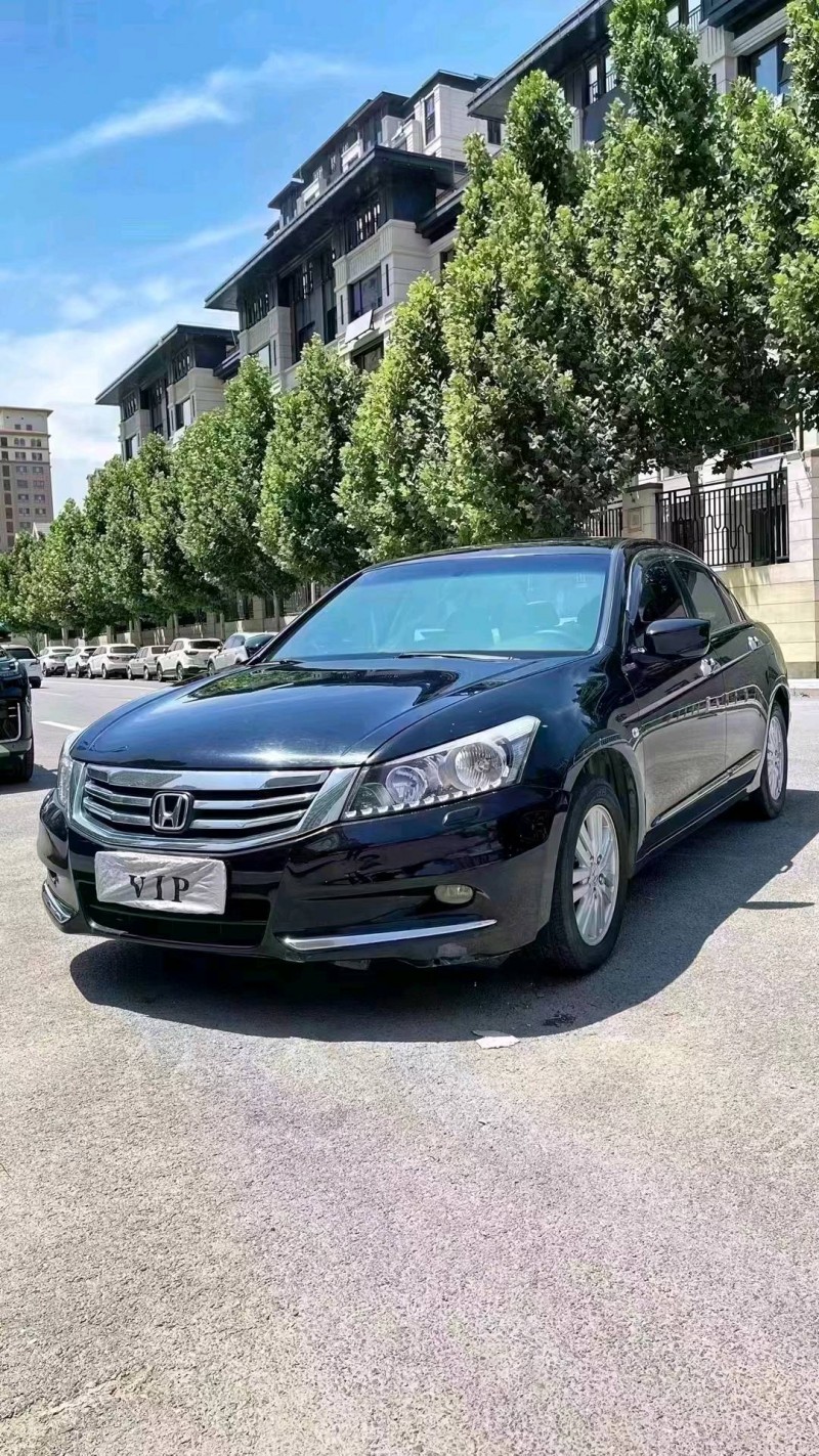 廊坊13年本田雅阁2