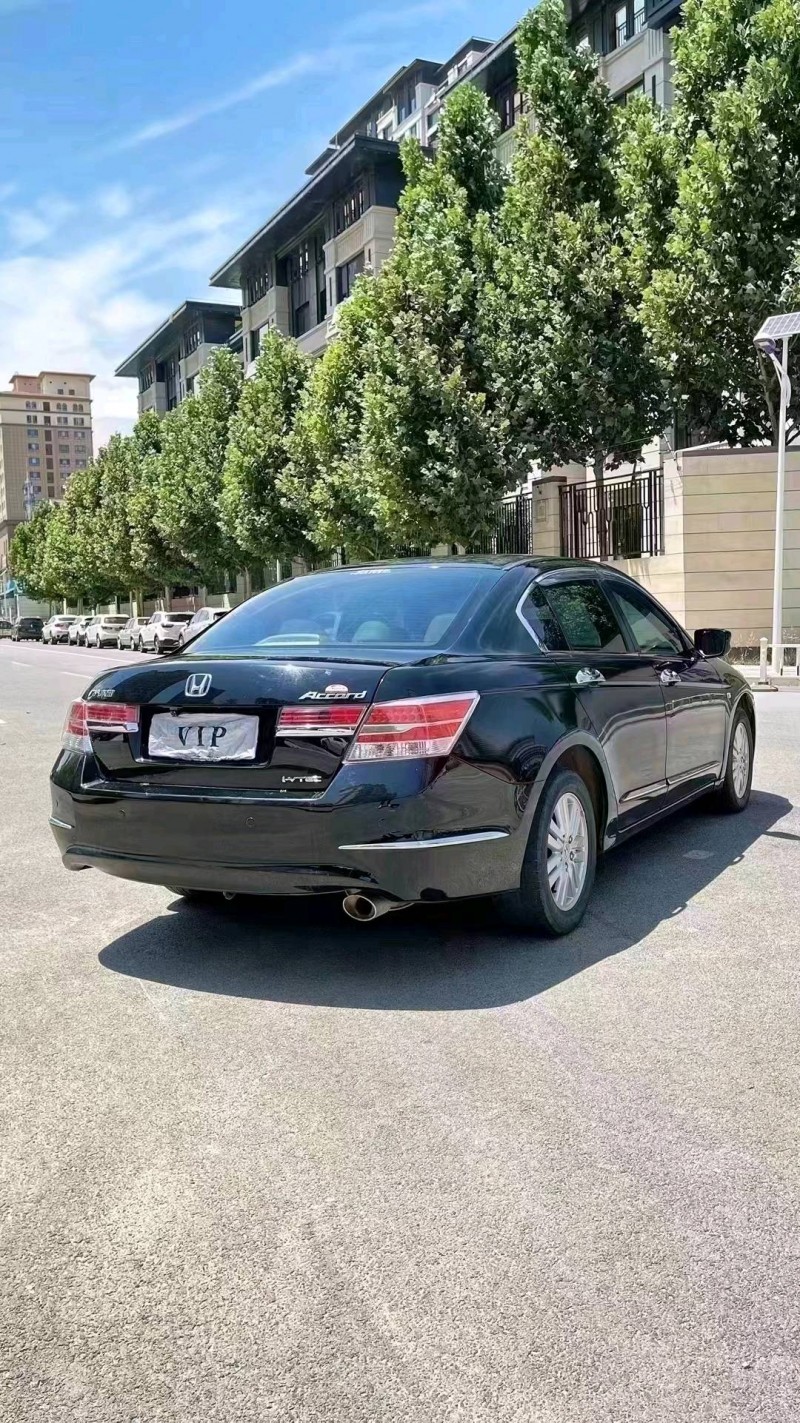 廊坊13年本田雅阁7