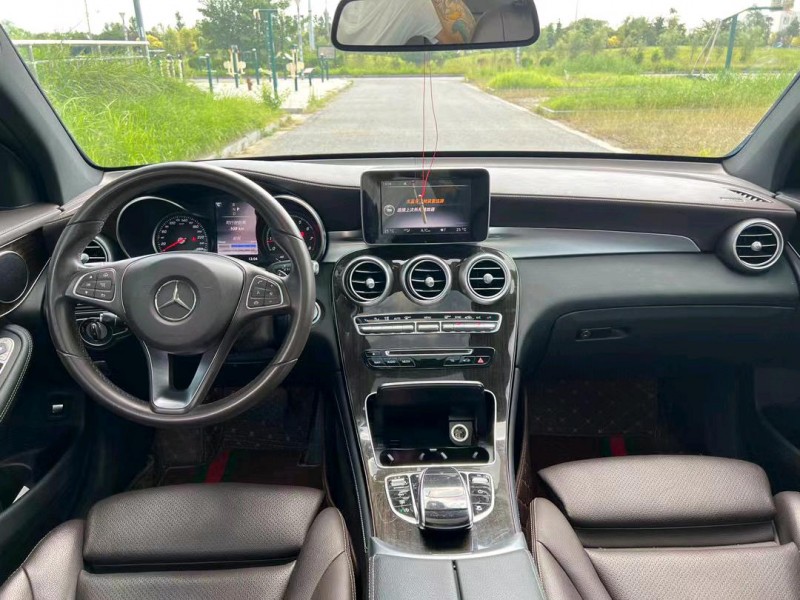 盐城17年奔驰GLC6
