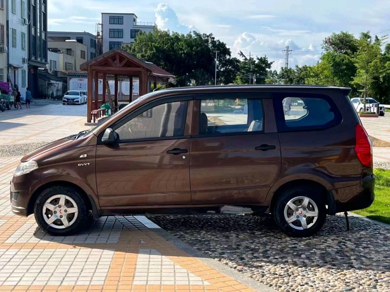 珠海18年五菱汽車宏光3
