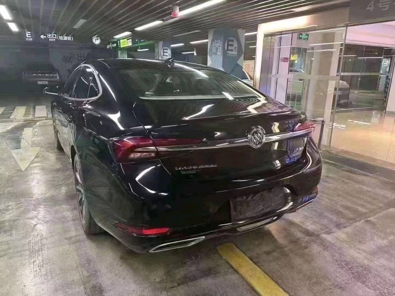 嘉兴20年别克君越6