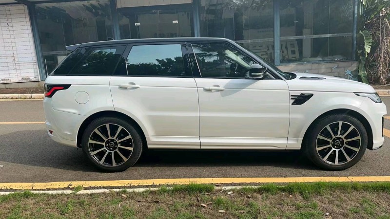 广州16年路虎揽胜运动8