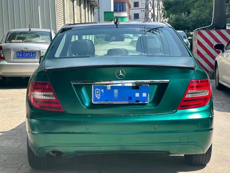 广州13年奔驰C9