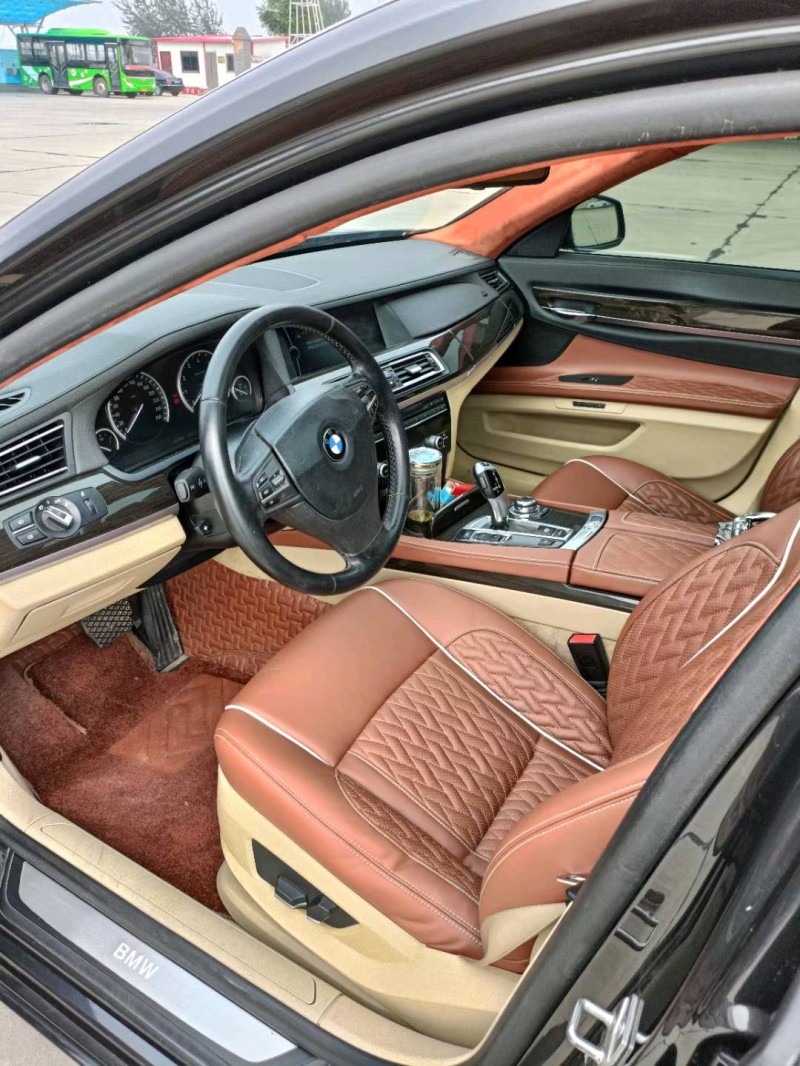 邯郸12年宝马7系8